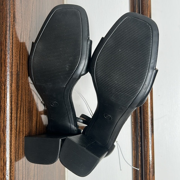 Women’s Shelly Heel With Memory Foam Insole- A New Day, Black - Picture 9 of 9